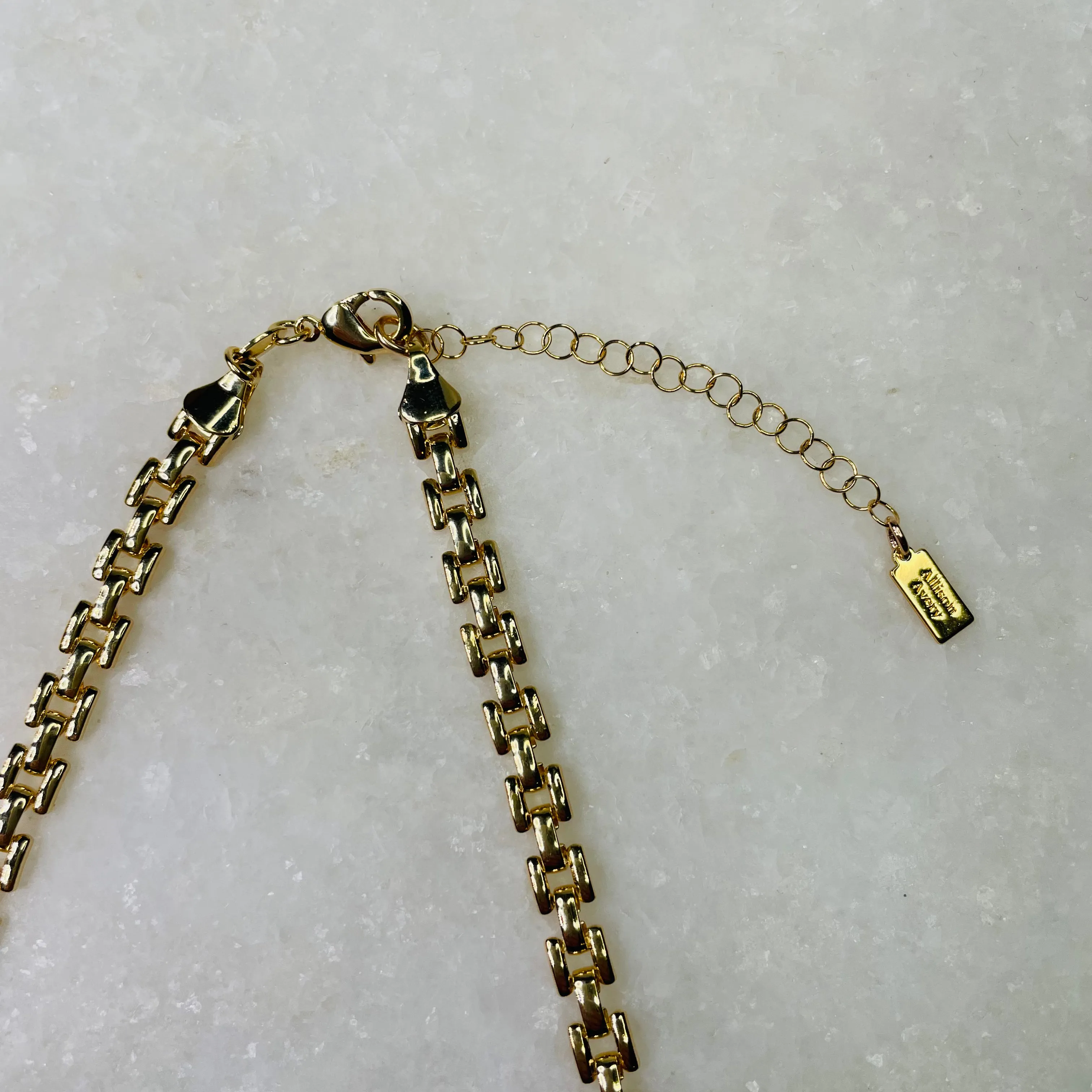 Allison Avery Timeless Chain