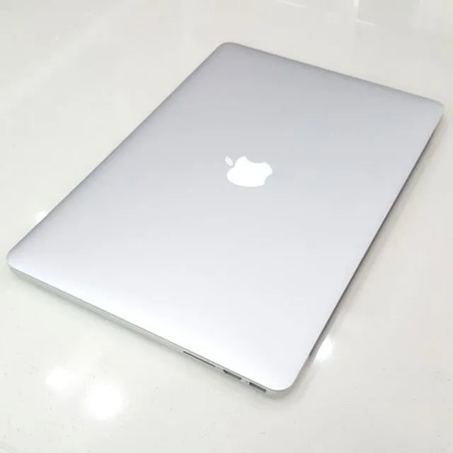 Apple Macbook Pro, Mid 2015, 256GB, 15-Inch Retina