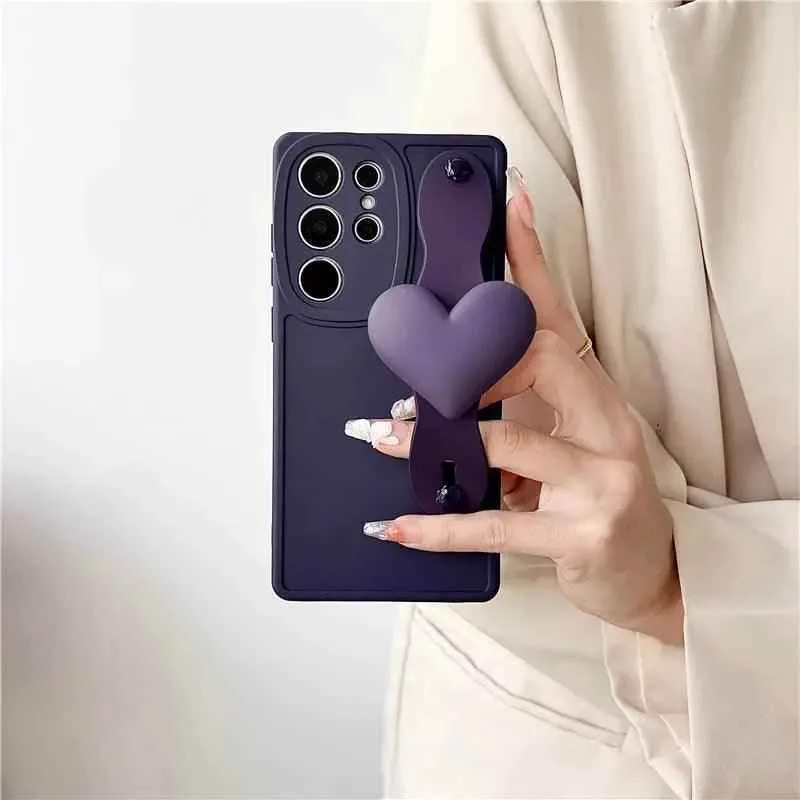 BCPC354 Cute Phone Case for Galaxy S23 Ultra, S22, S21, S20 FE, A54, 14, 24, 34, 53, M14, M54, 34, and F54 - Luxurious 3D Heart Design With Wrist Strap