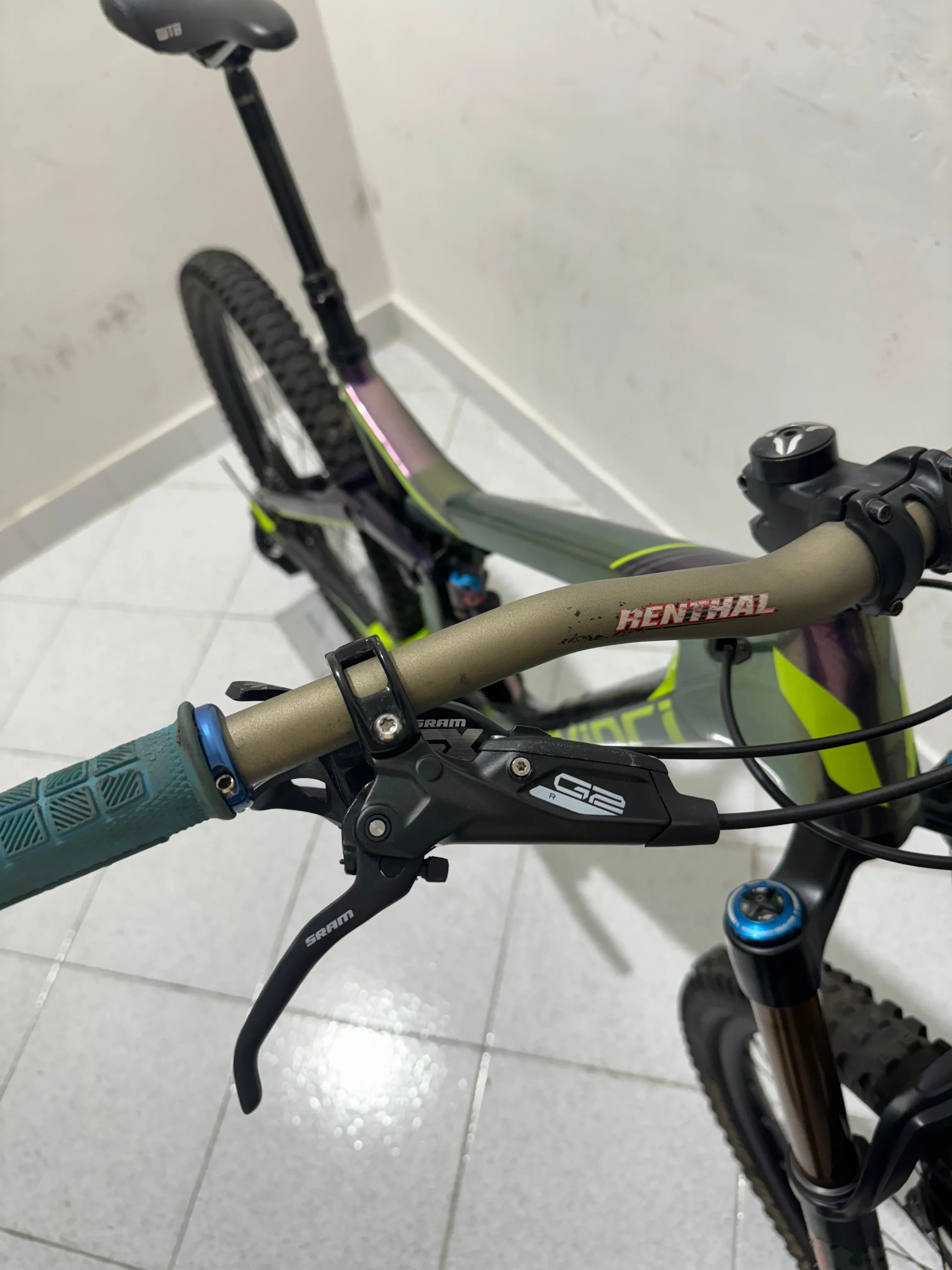 Devinci Split Pivot Taille L - Occasion