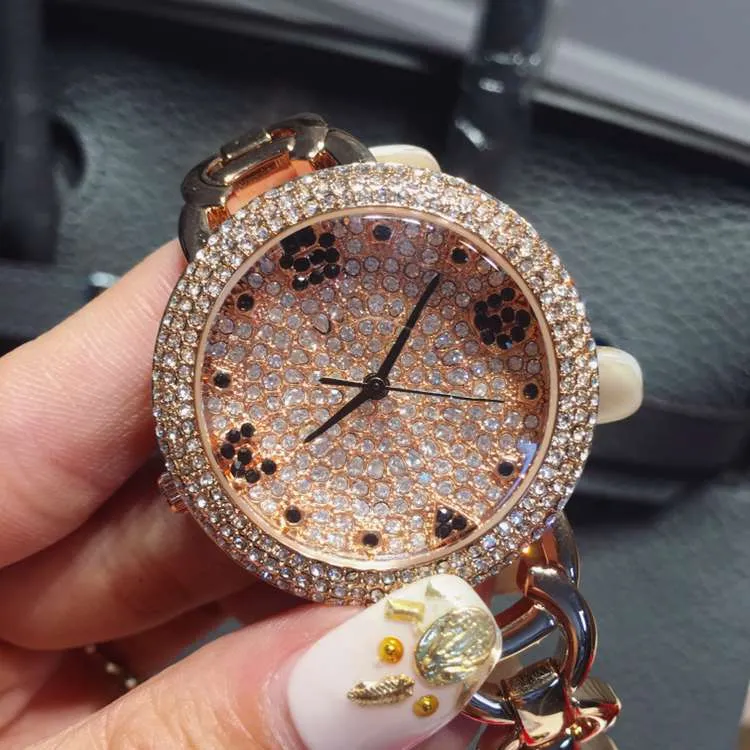 Full of Diamond Dial Rose Gold Women's Watch