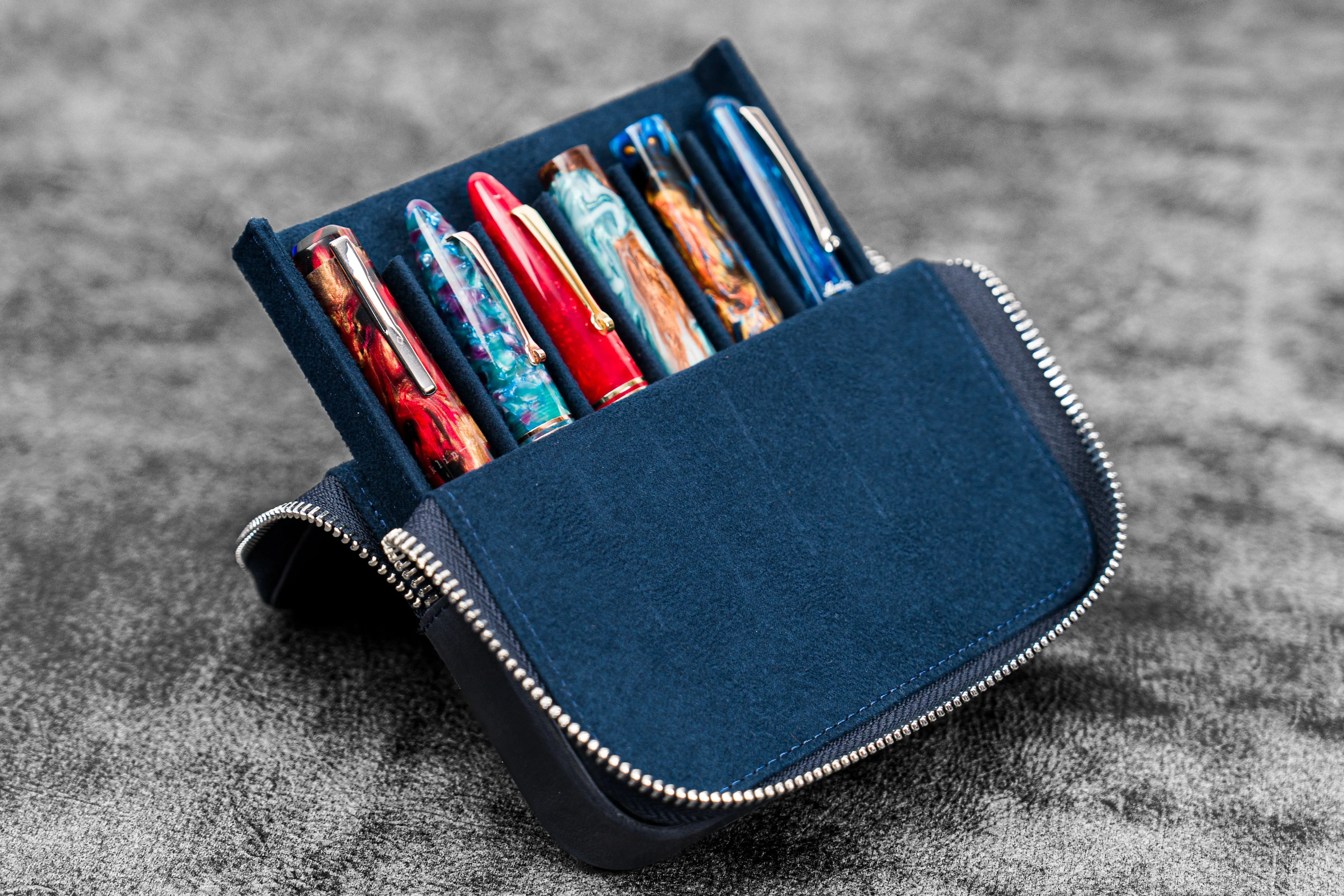 Leather Zippered Magnum Opus 6 Slots Hard Pen Case with Removable Pen Tray - Crazy Horse Navy Blue