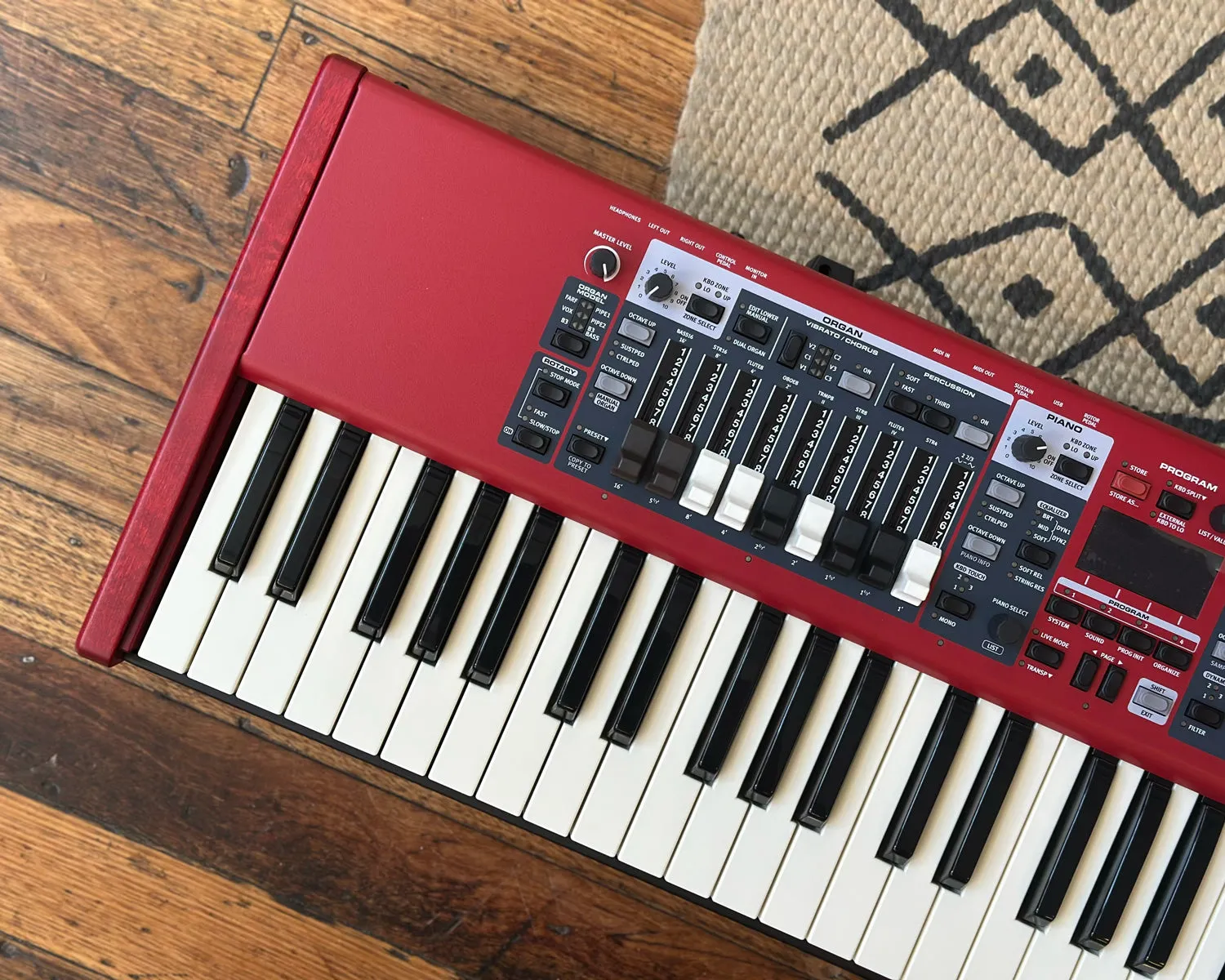 Nord Electro 6D 61-Note Semi-Weighted Waterfall Keyboard