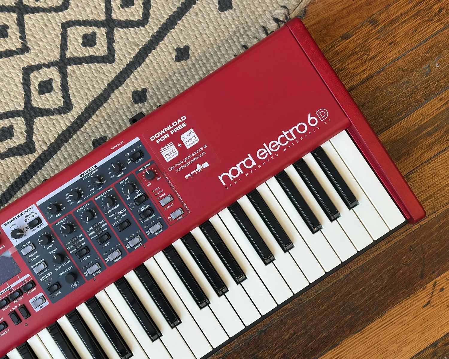 Nord Electro 6D 61-Note Semi-Weighted Waterfall Keyboard