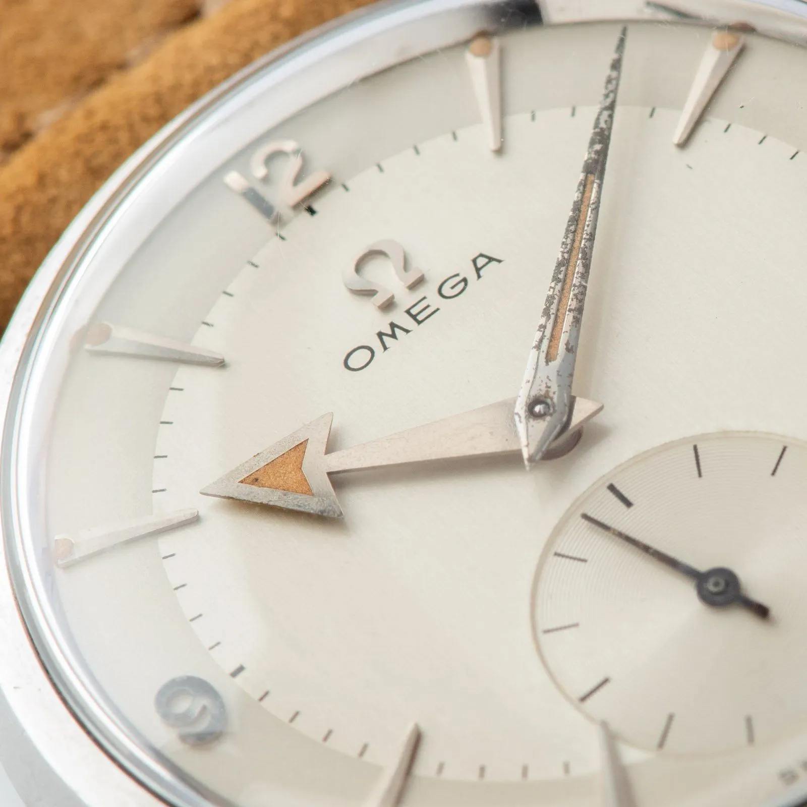 Omega Calatrava Reference 2791-1 Broad Arrow Hands