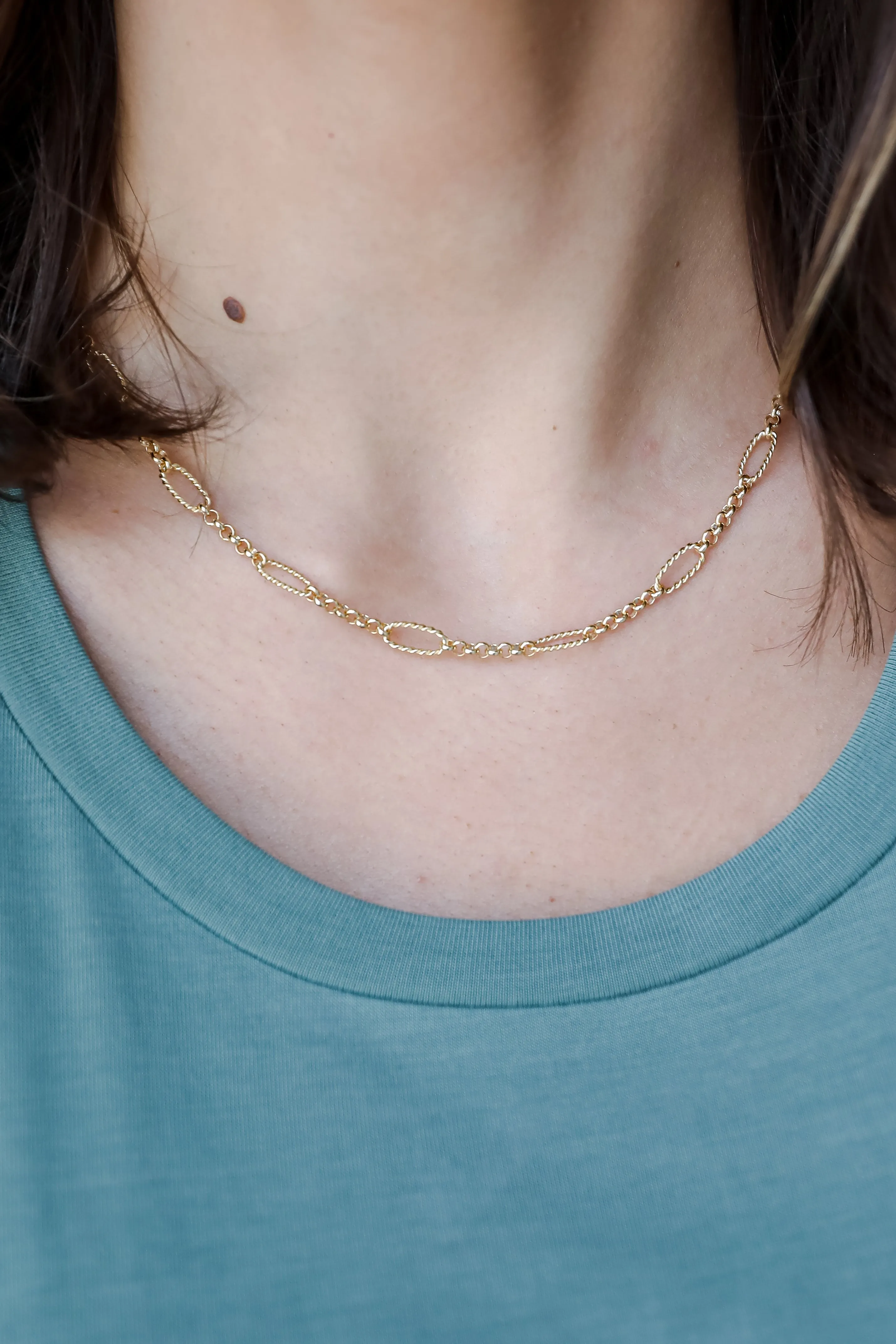 Rylie Gold Chain Necklace