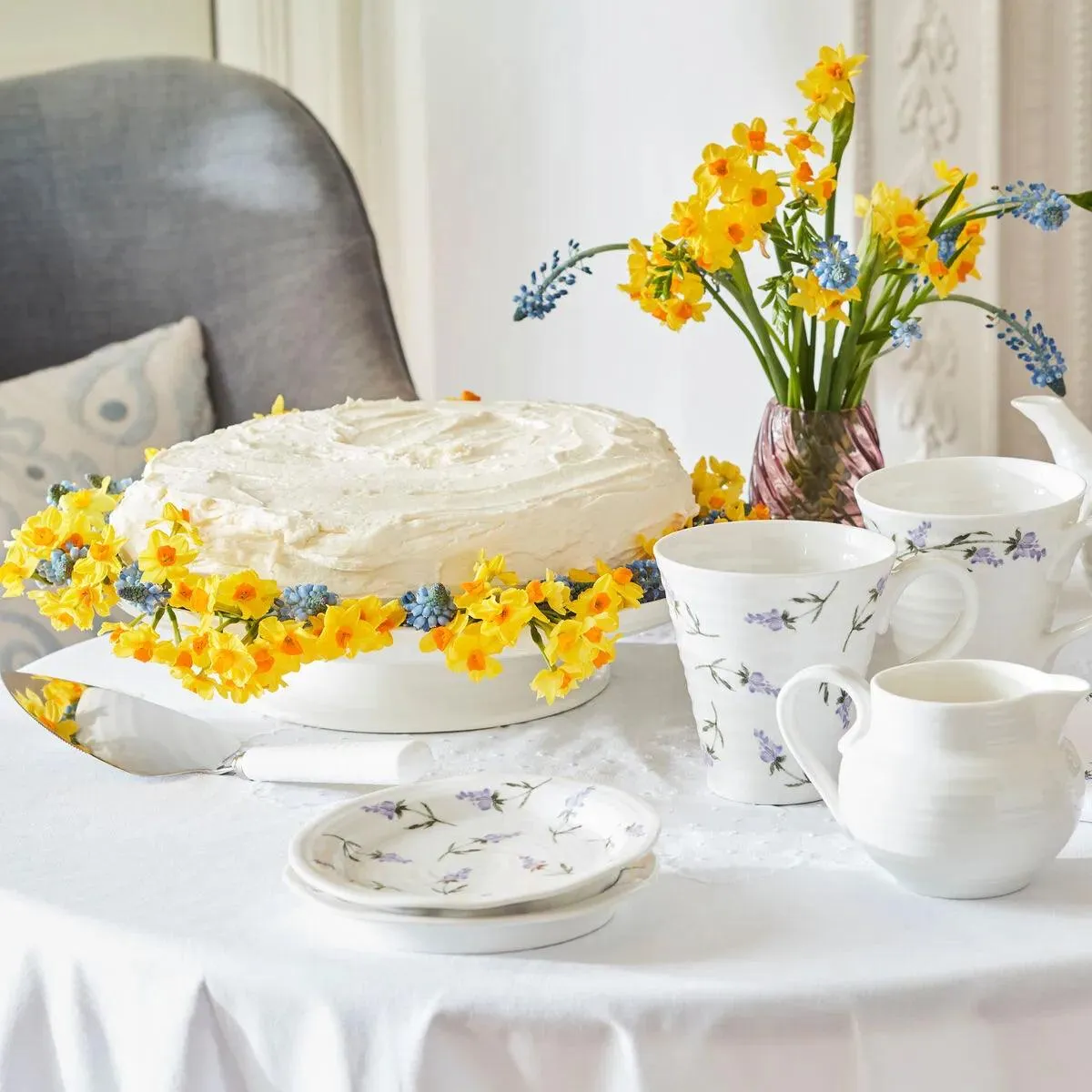 Sophie Conran Lavandula Footed Cake Stand