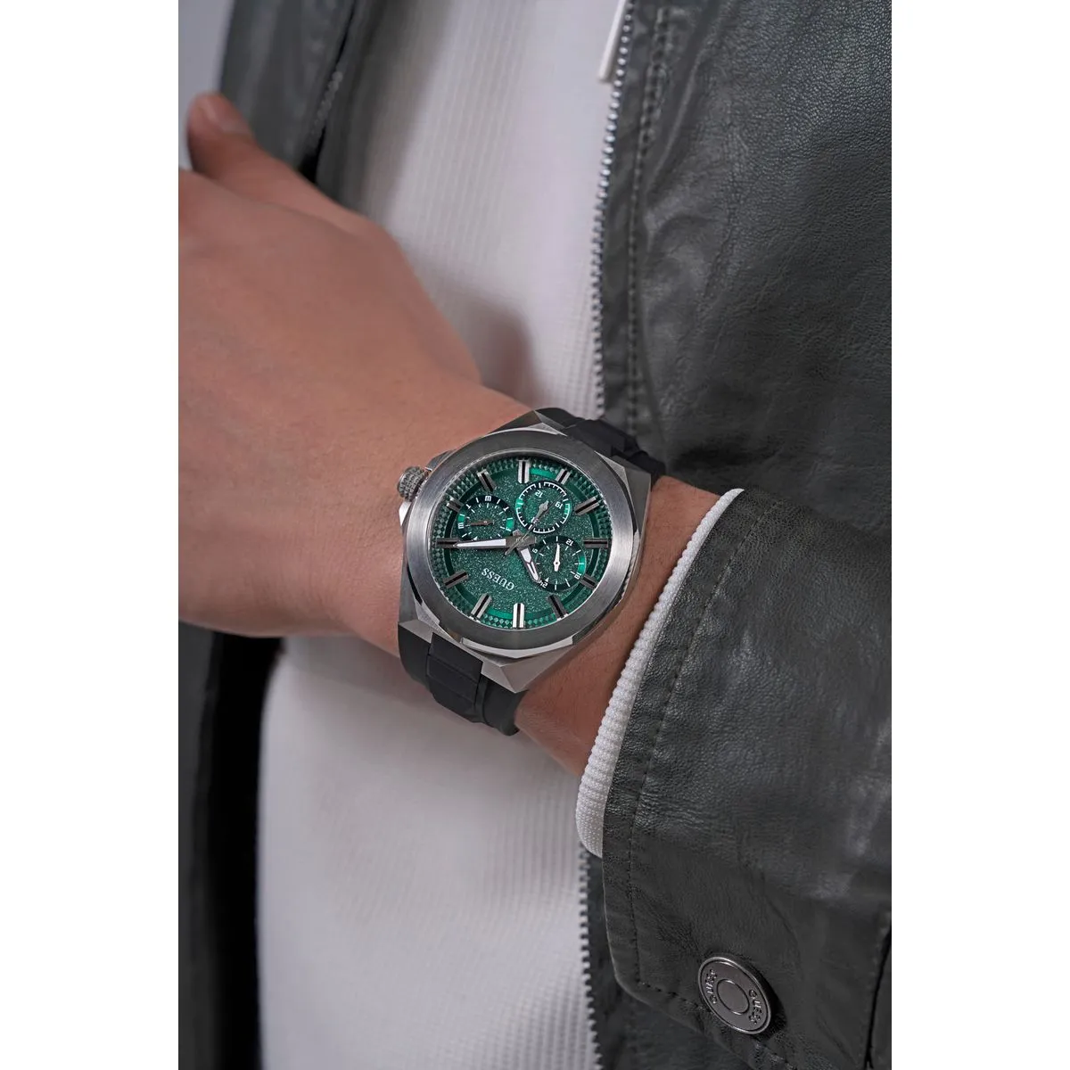 Sport Men Quartz Green Dial Multi-Function Silicone Watch GW0799G3