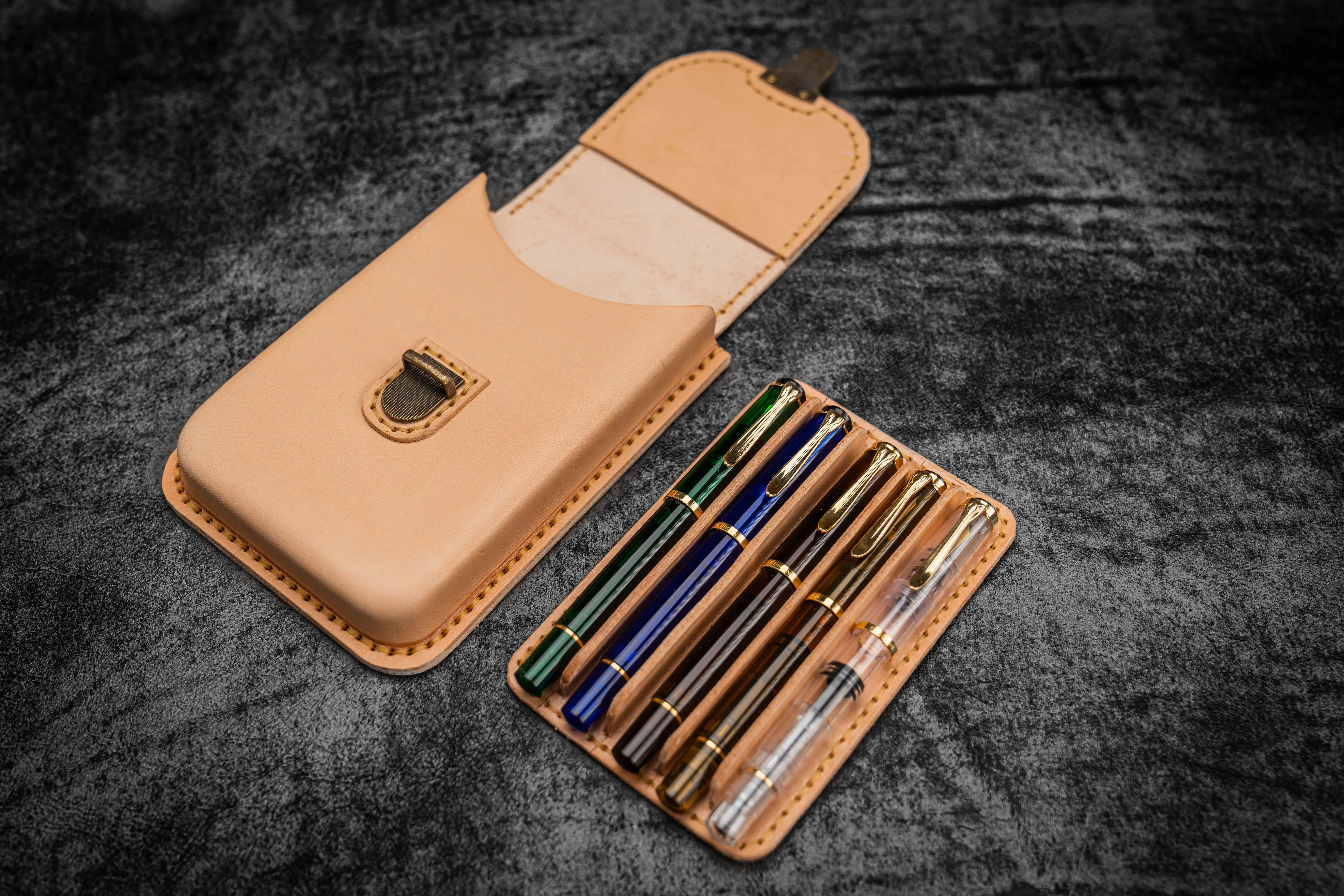 The Old School - Leather Molded Pen Case for 5 Pens -  Undyed Leather